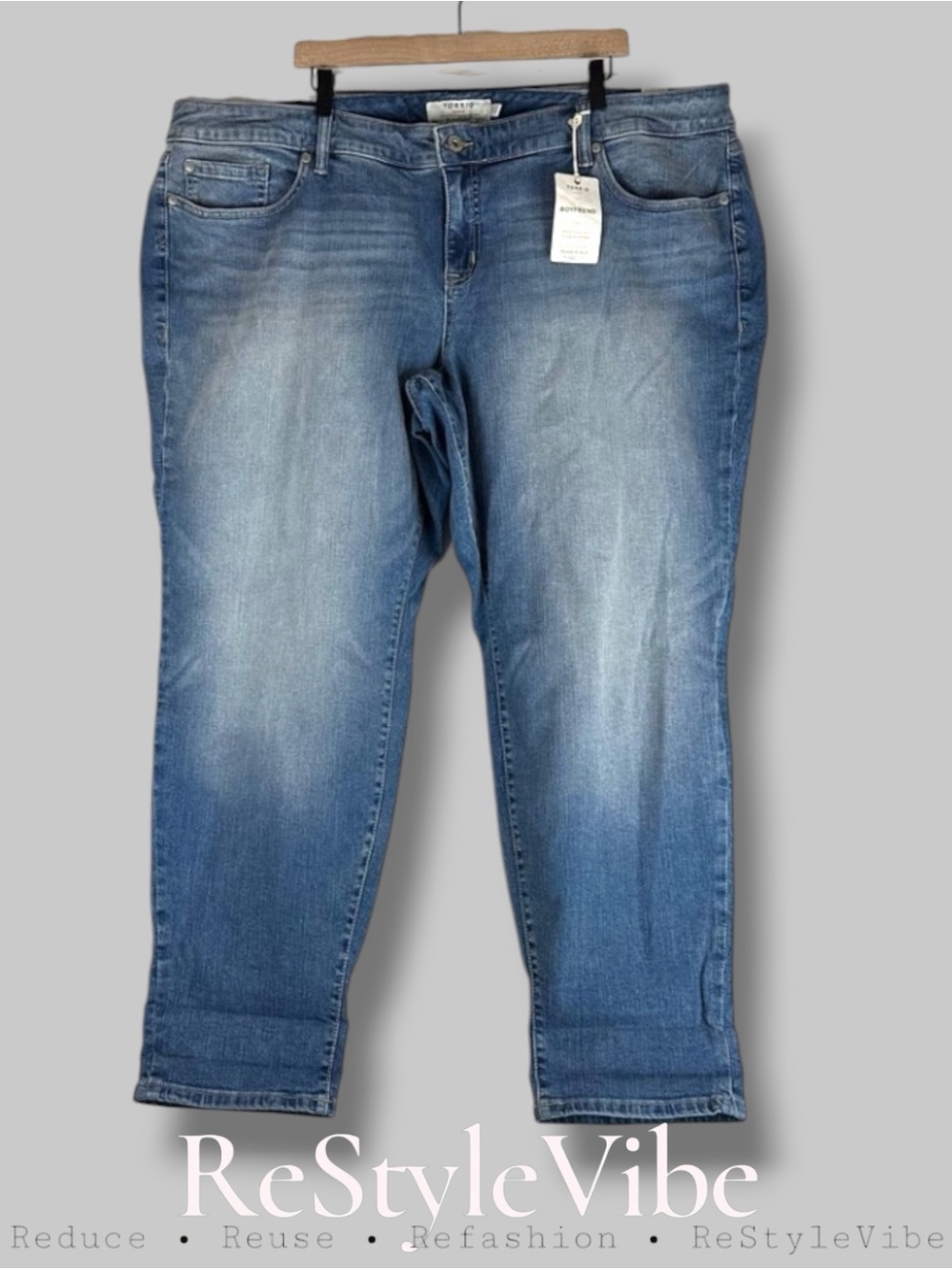TORRID Women’s Size 26R Denim Jeans NWT Boyfriend Fit Style Stretch NEW